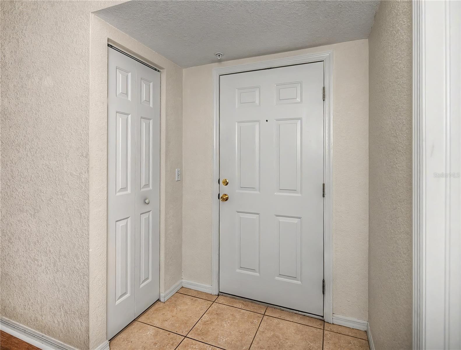 19355 Water Oak Dr #101 Property Photo 9