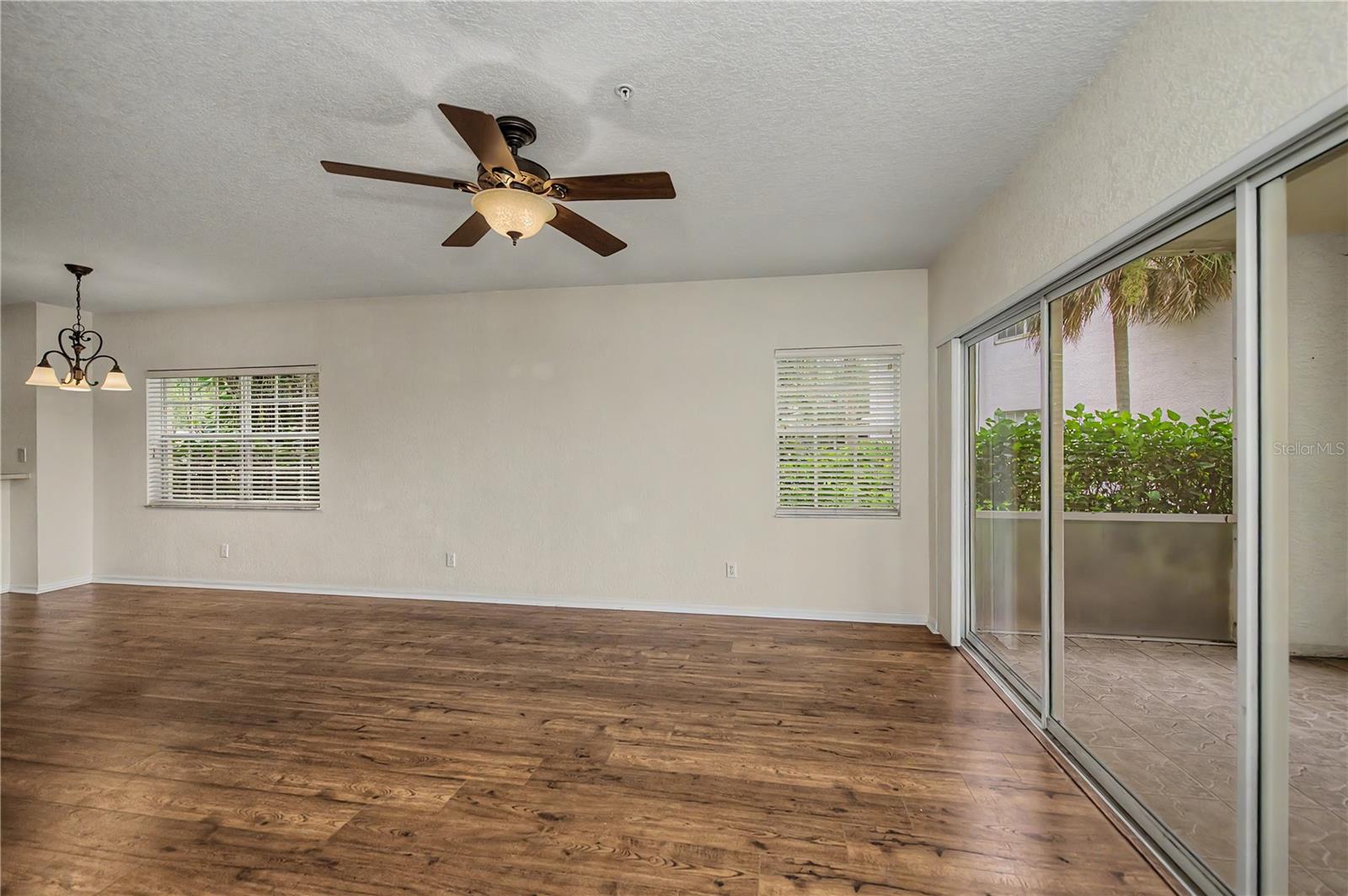 19355 Water Oak Dr #101 Property Photo 17