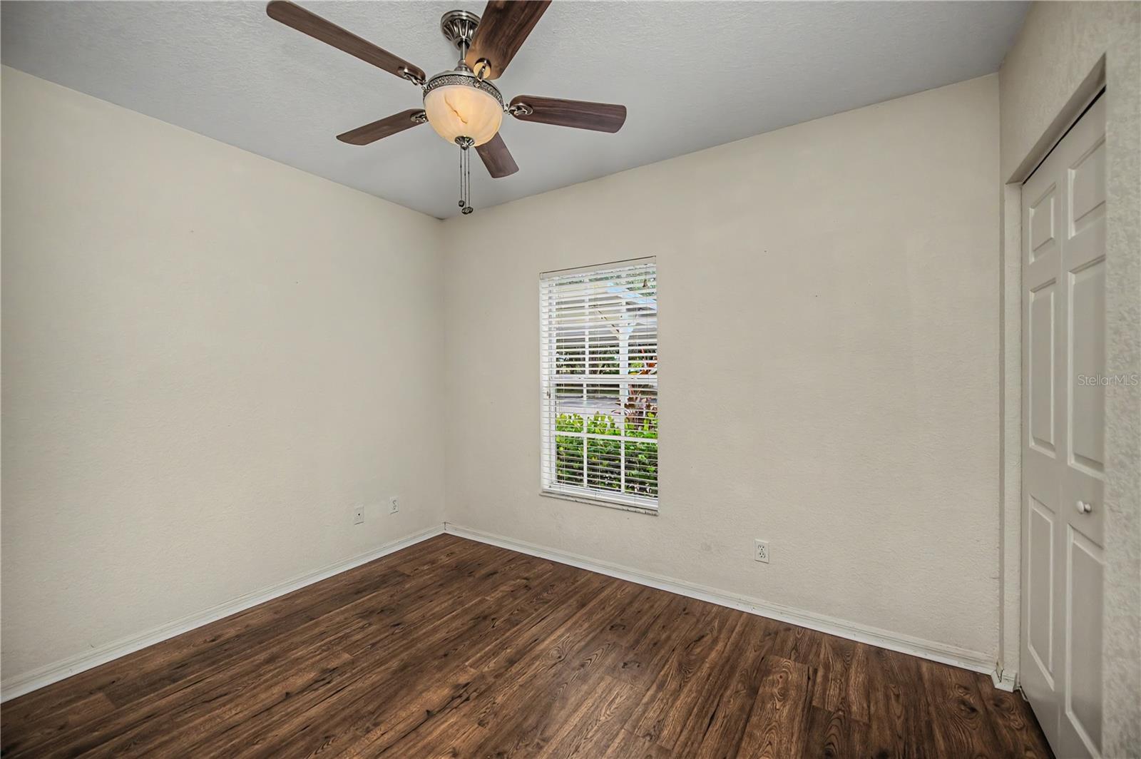 19355 Water Oak Dr #101 Property Photo 19