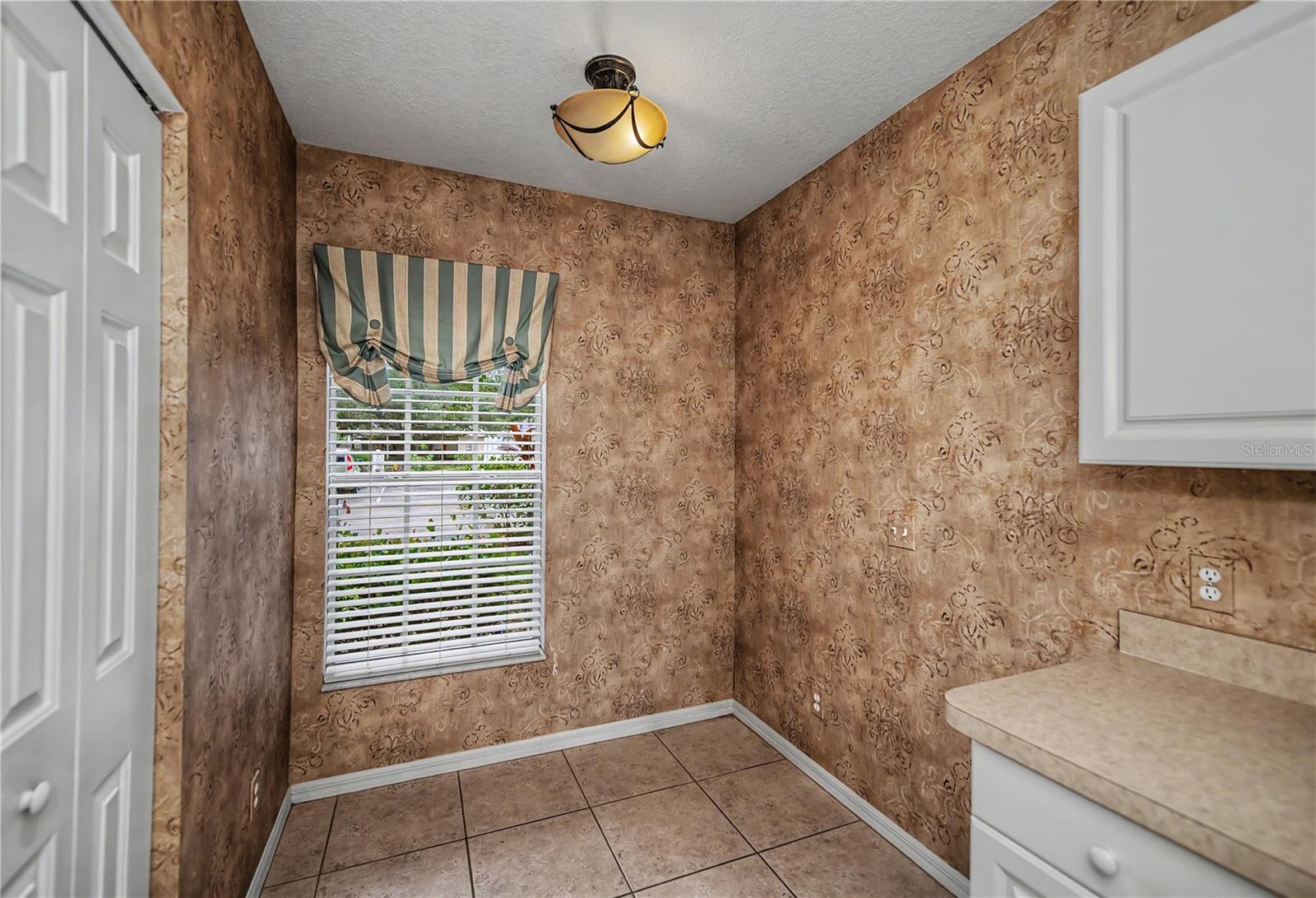 19355 Water Oak Dr #101 Property Photo 30