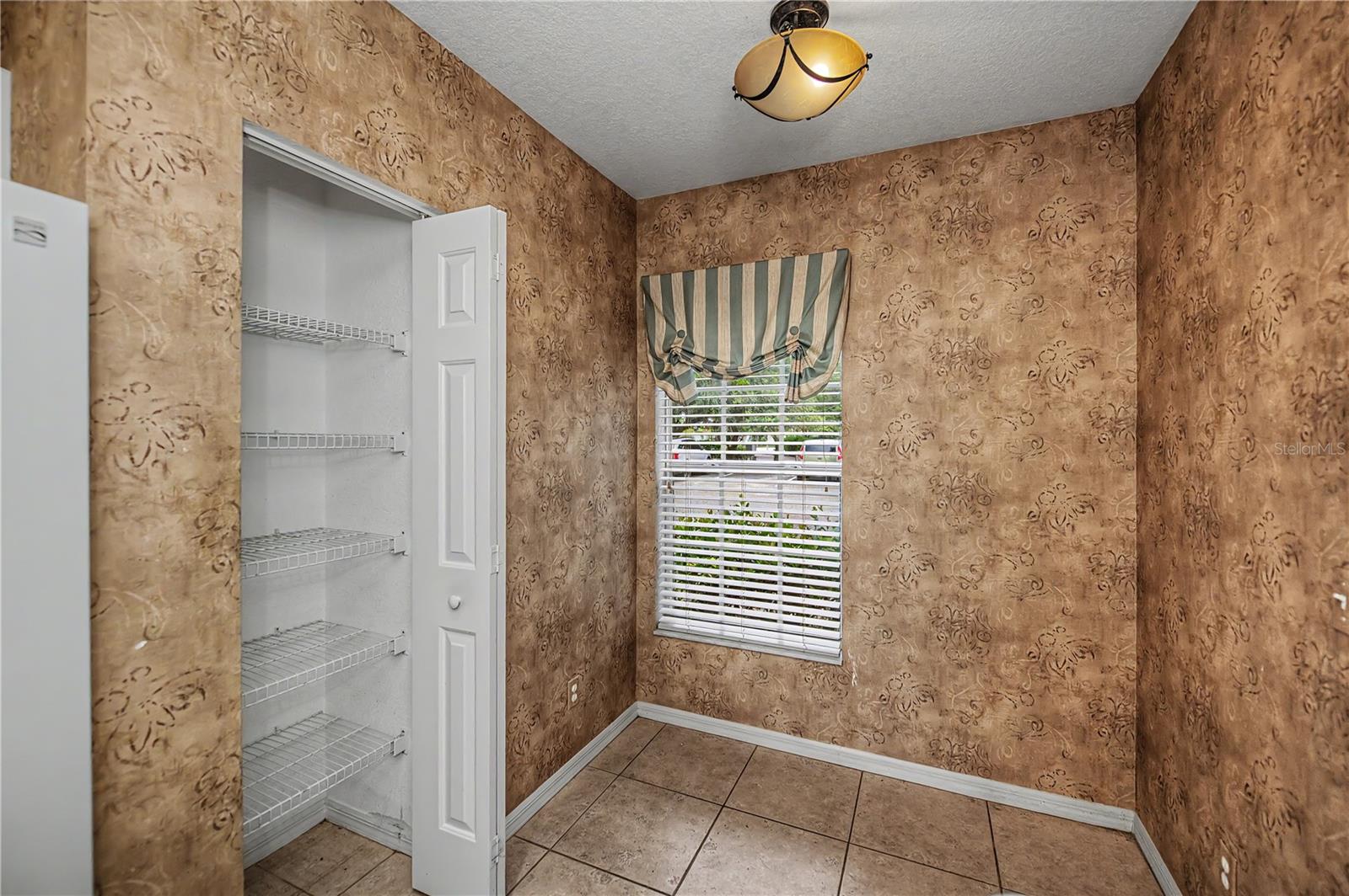 19355 Water Oak Dr #101 Property Photo 31