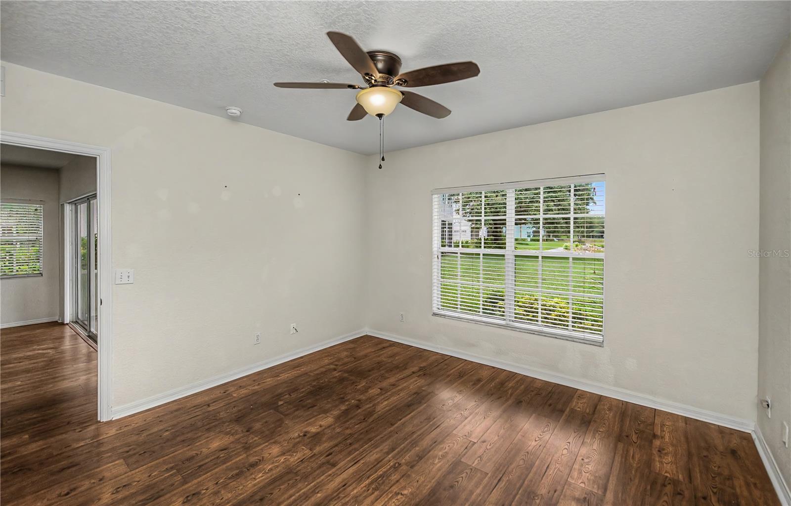 19355 Water Oak Dr #101 Property Photo 33