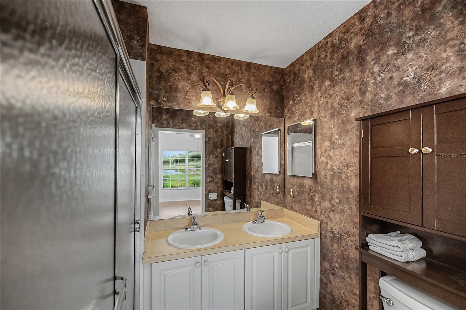 19355 Water Oak Dr #101 Property Photo 37