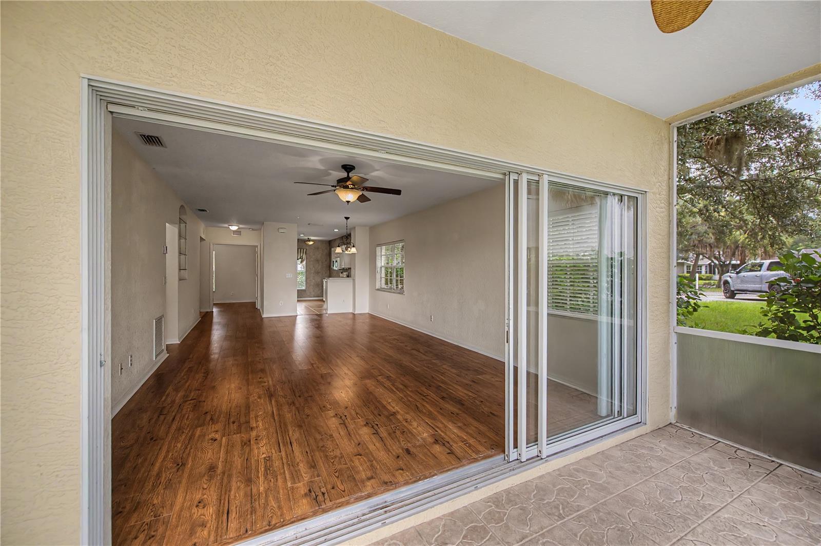 19355 Water Oak Dr #101 Property Photo 47