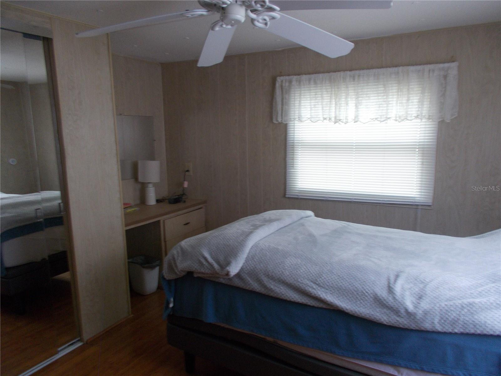 6427 Fleetwood Ct Property Photo 8