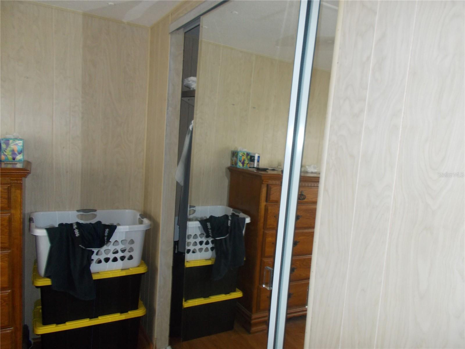 6427 Fleetwood Ct Property Photo 10