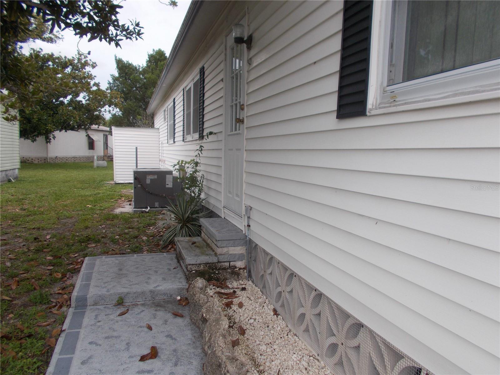 6427 Fleetwood Ct Property Photo 25