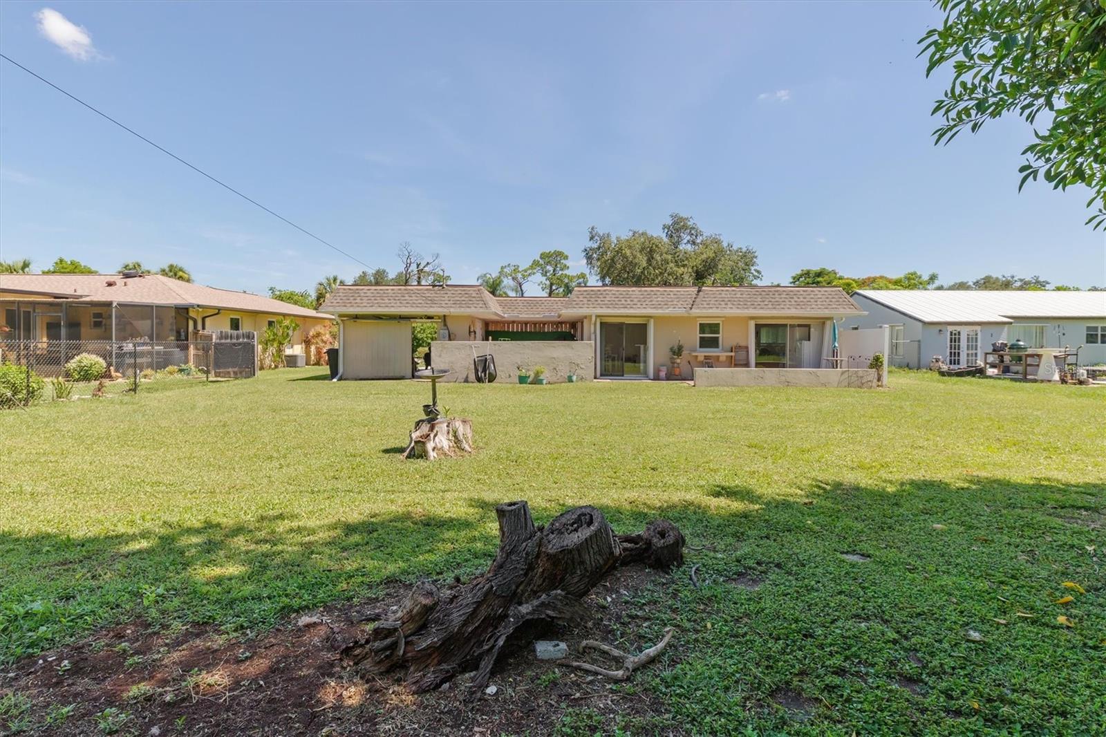 18579 Robinson Ave Property Photo 31
