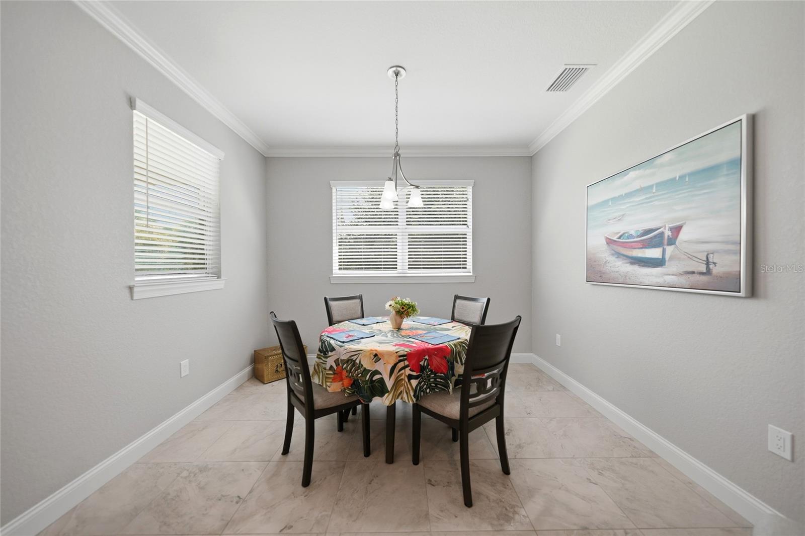 1182 Yorkshire St Property Photo 21