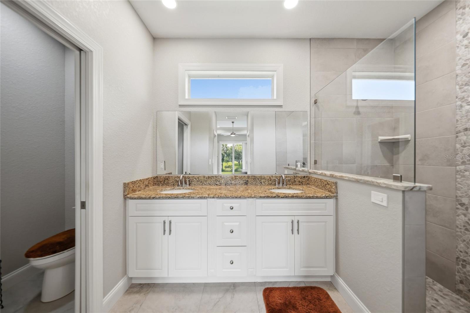 1182 Yorkshire St Property Photo 27