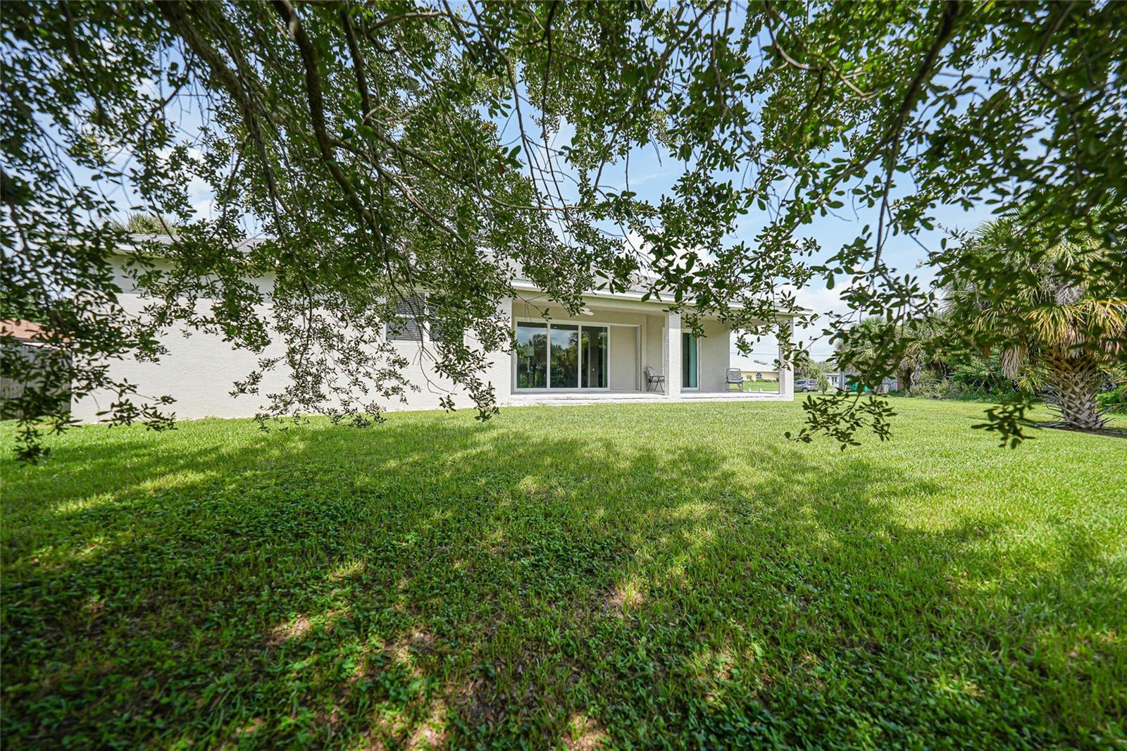 1182 Yorkshire St Property Photo 35