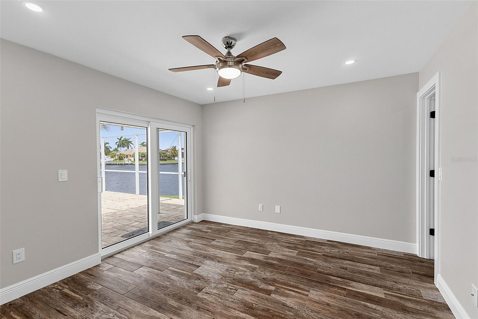 1230 Swan Ct Property Photo 32