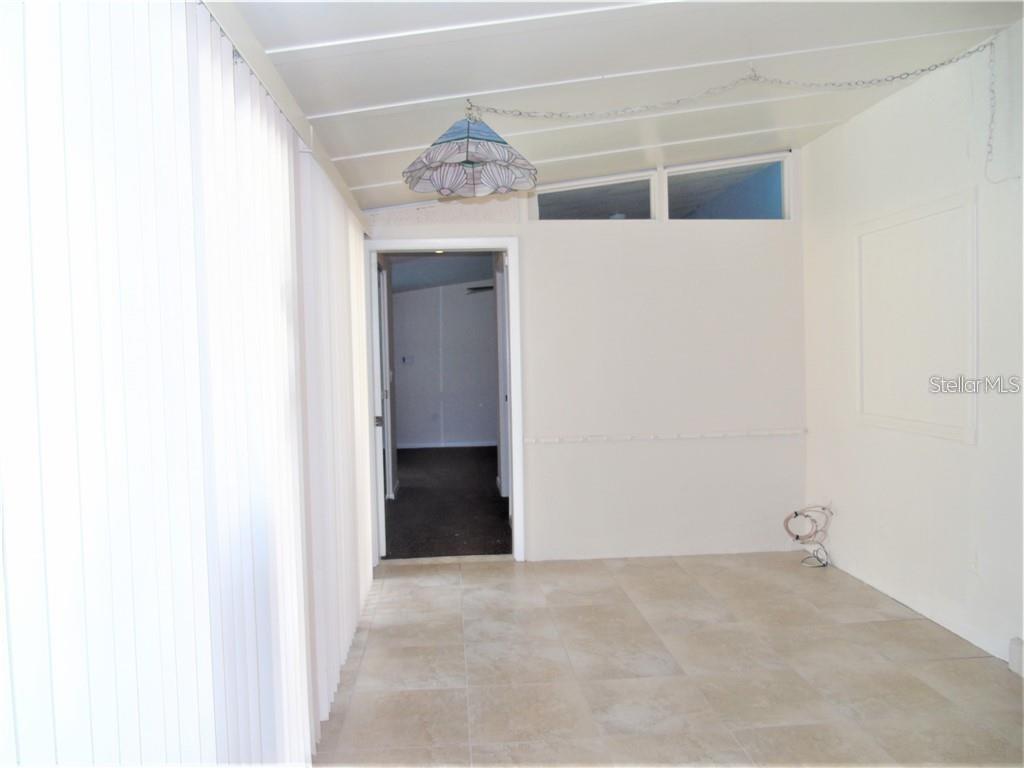 21100 Mcguire Ave Property Photo 34
