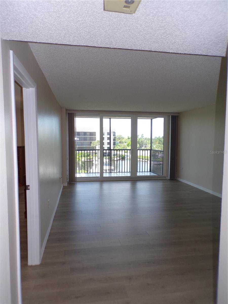 25188 Marion Ave #a-309 Property Photo 3