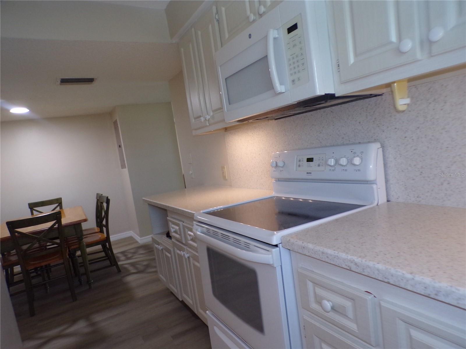 25188 Marion Ave #a-309 Property Photo 6