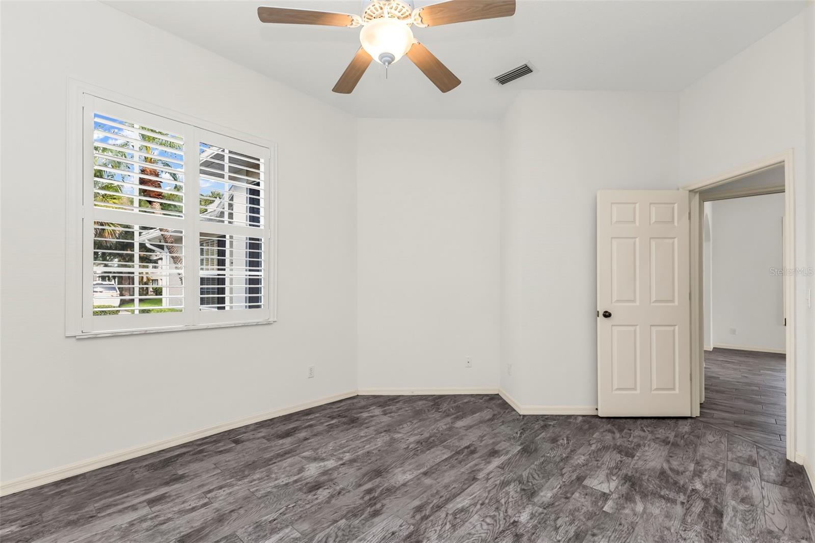 834 Montrose Dr #9 Property Photo 17