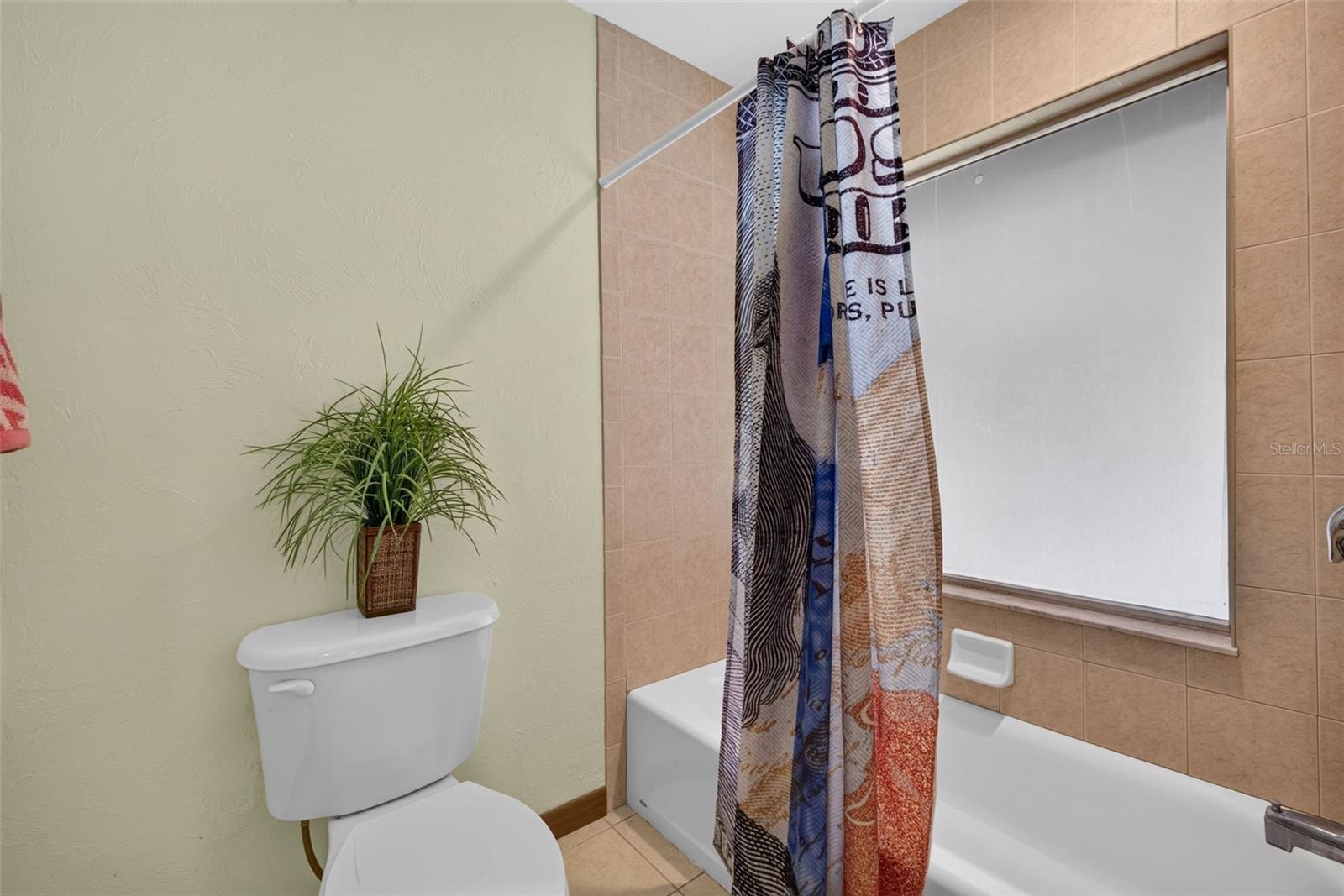 C7528714 Property Photo 37