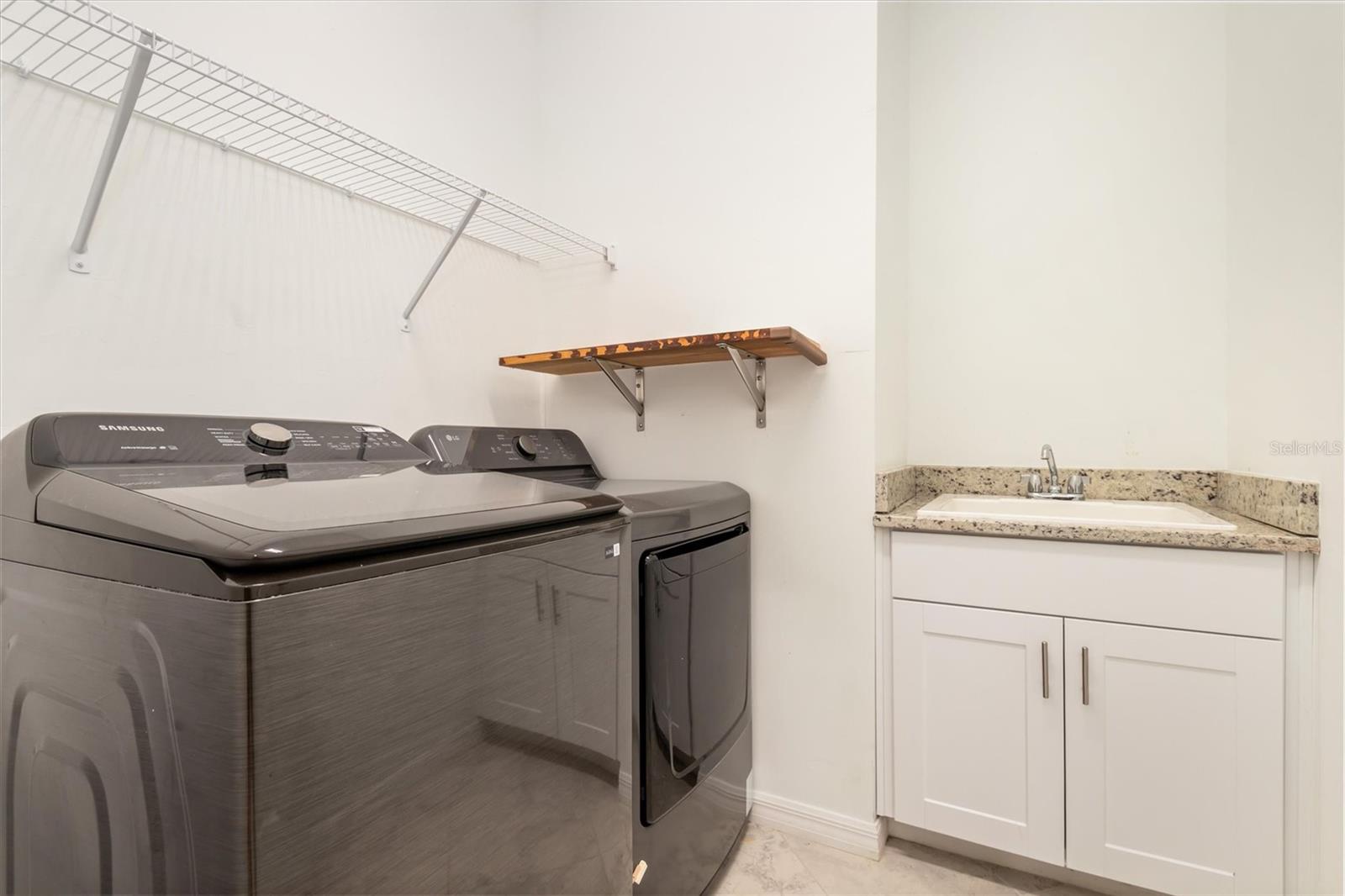 11125 Balfour St Property Photo 25