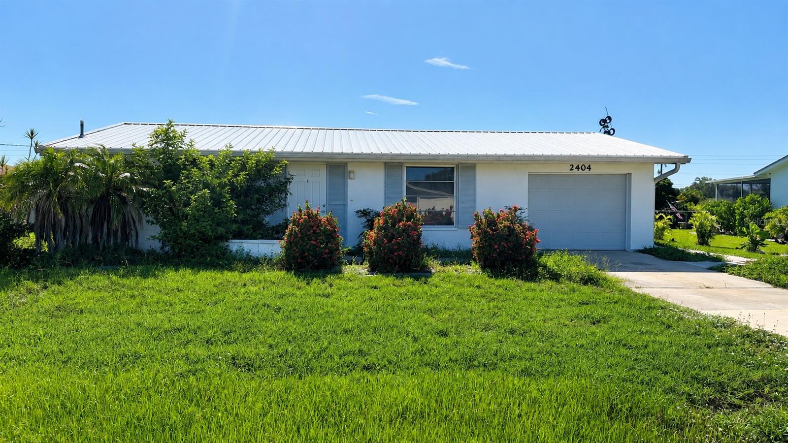 2404 ABSCOTT ST Property Photo 1