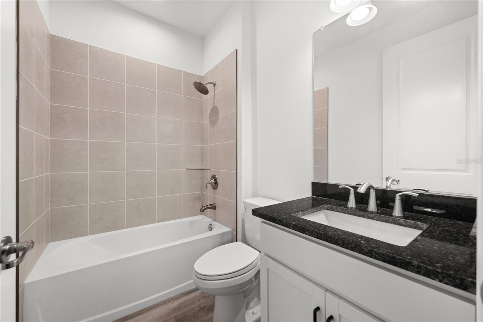 15880 Elina Sky Dr Property Photo 33