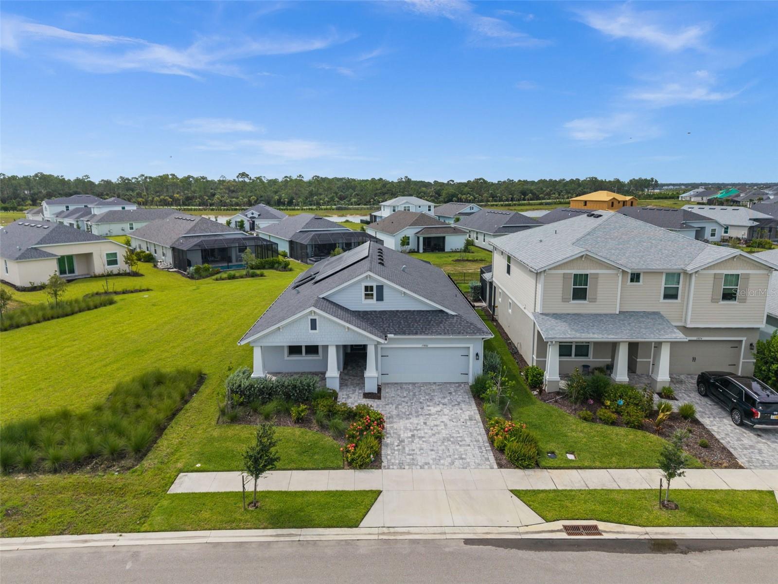 15880 Elina Sky Dr Property Photo 41