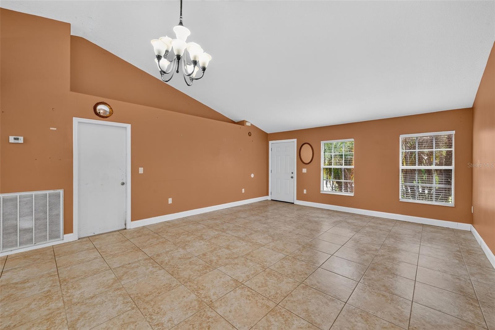 1081 Johnston Rd Se Property Photo 36