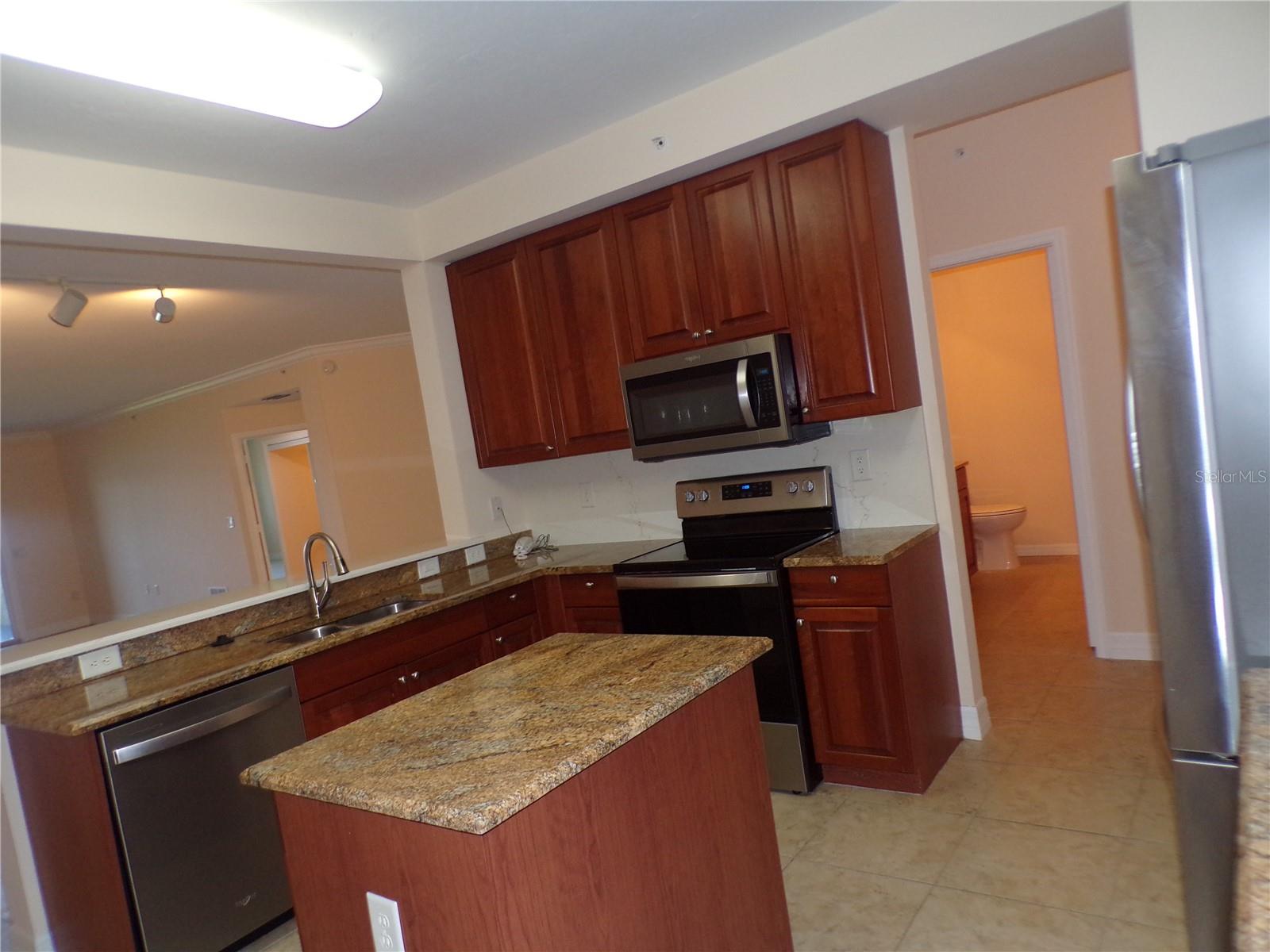 93 Vivante Blvd #9333 Property Photo 44
