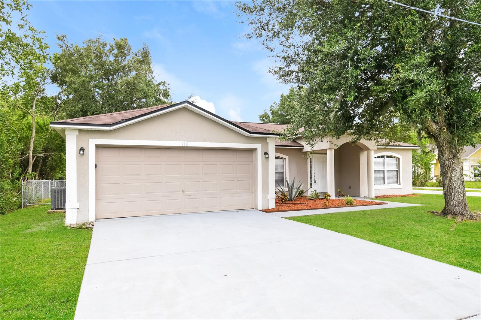 116 San Benito Way Property Photo
