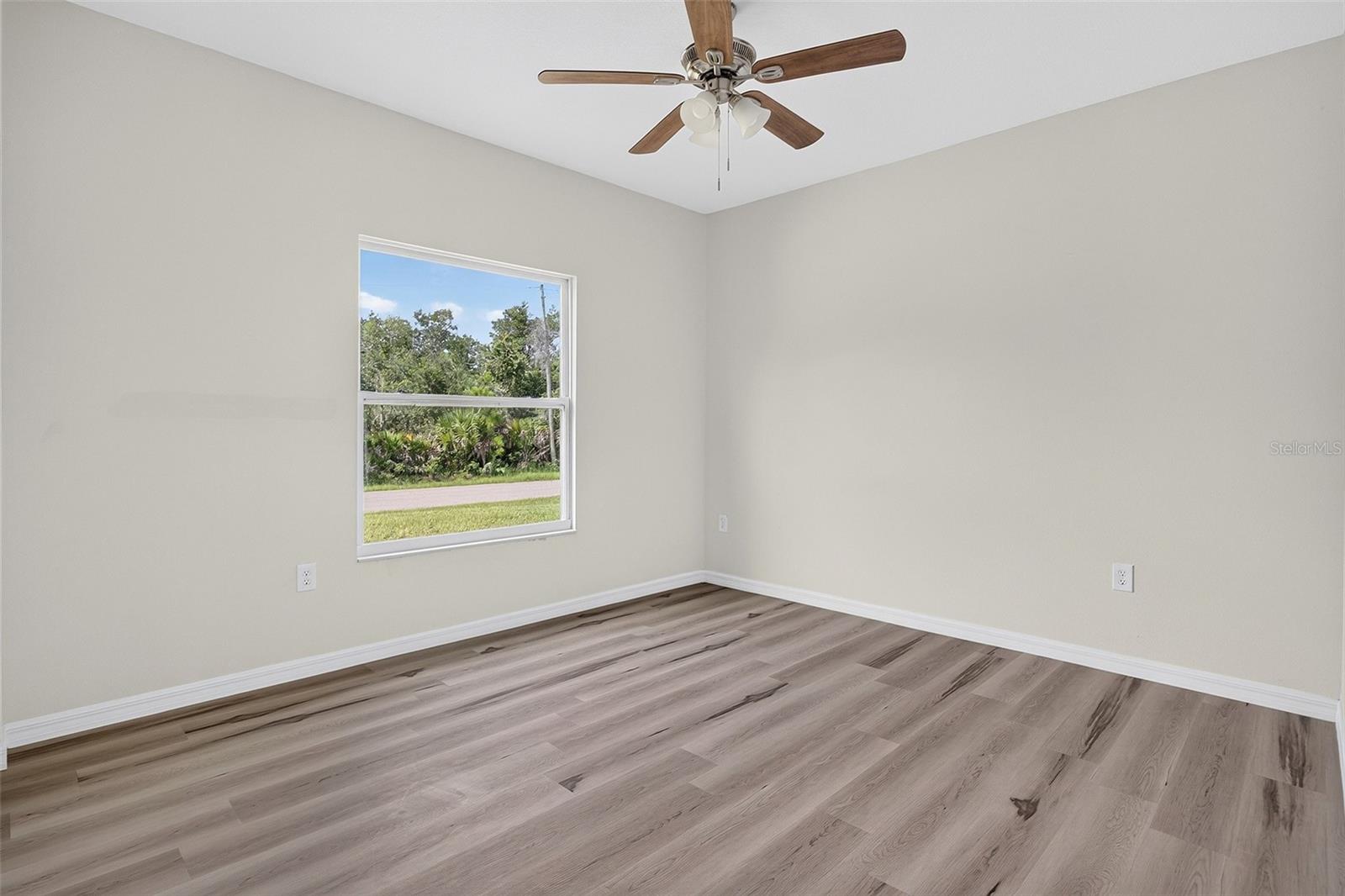 14188 Gables Ave Property Photo 29