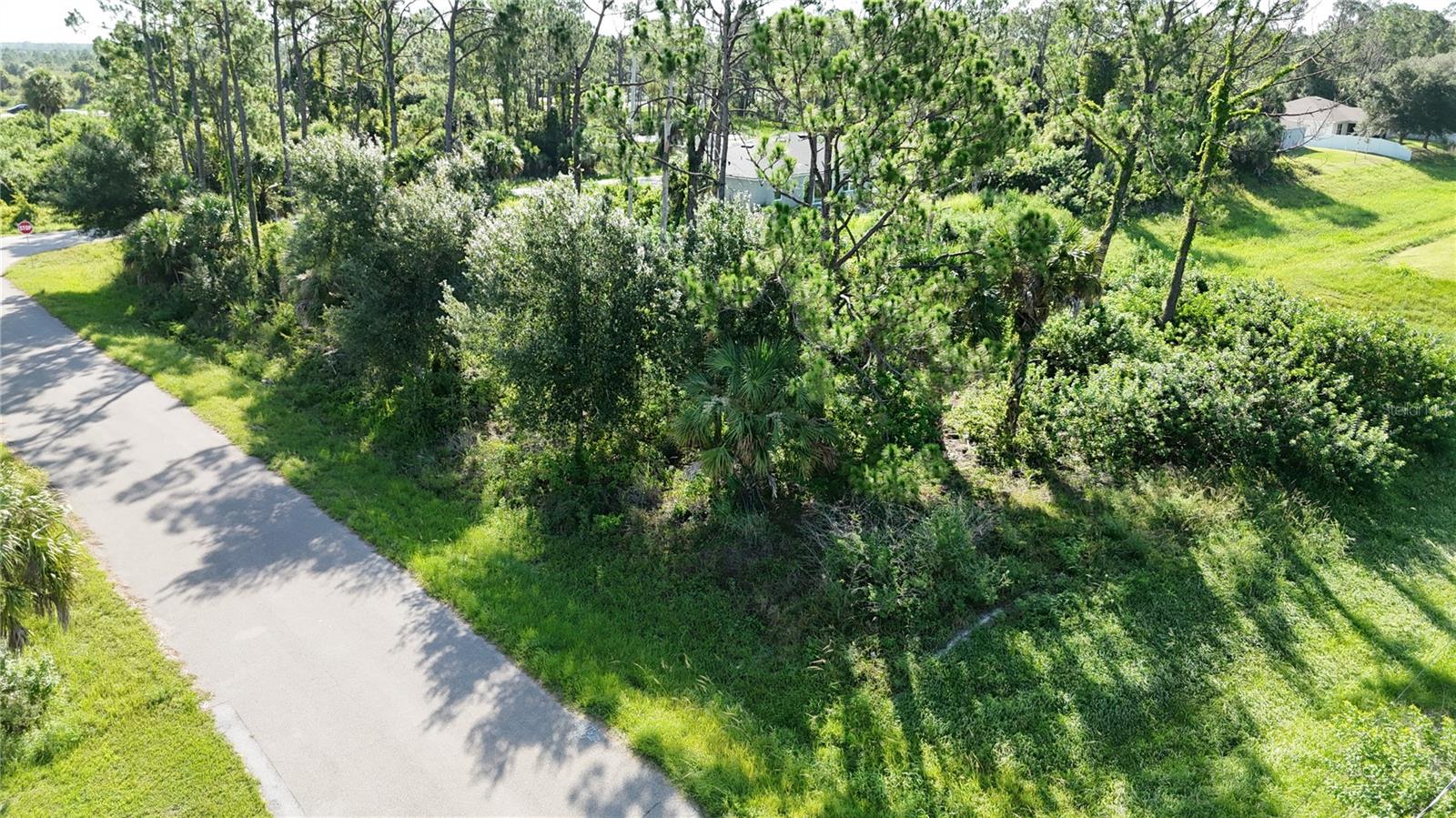 N San Mateo Dr Property Photo 3