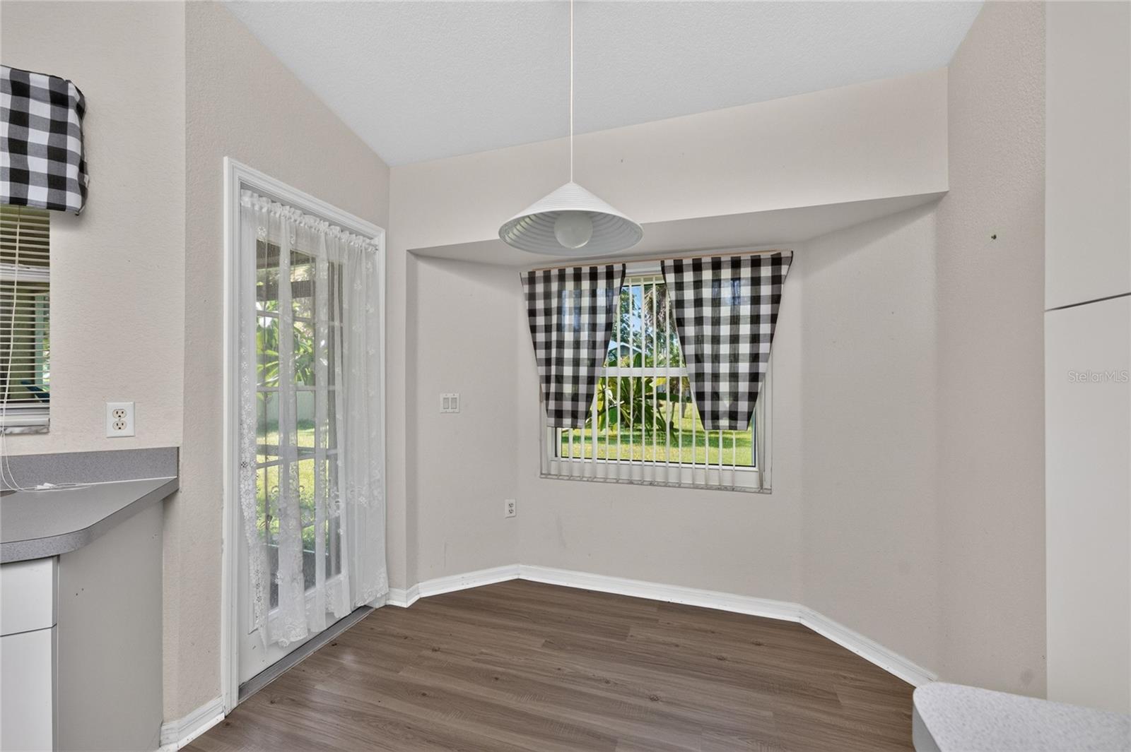3871 Coquina Ave Property Photo 17