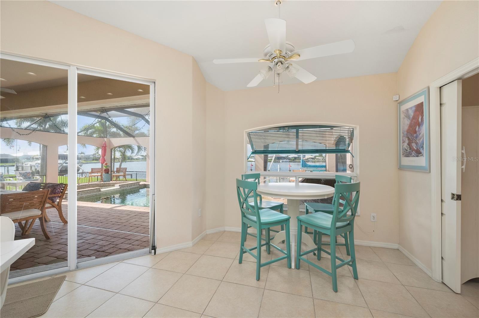 21551 Edgewater Dr Property Photo 23