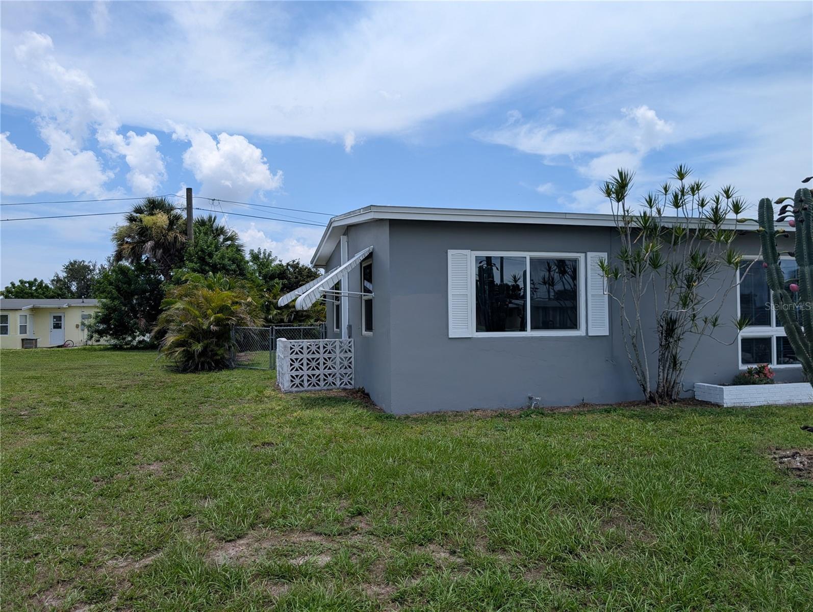22311 Midway Blvd Property Photo 4