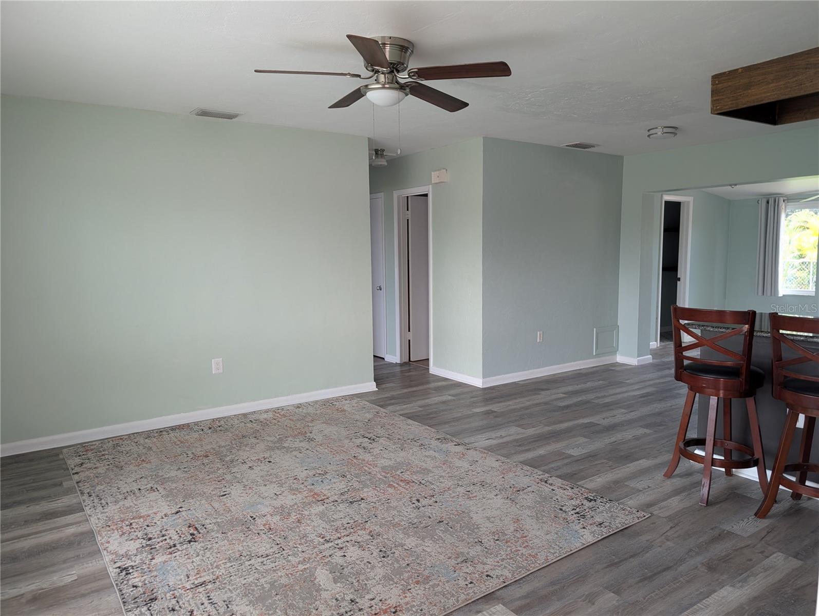 22311 Midway Blvd Property Photo 9