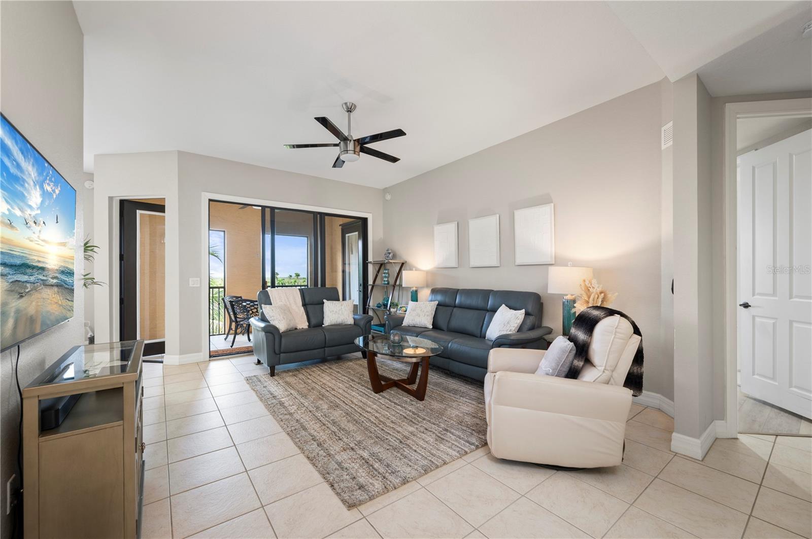 98 Vivante Blvd #9844 Property Photo 4