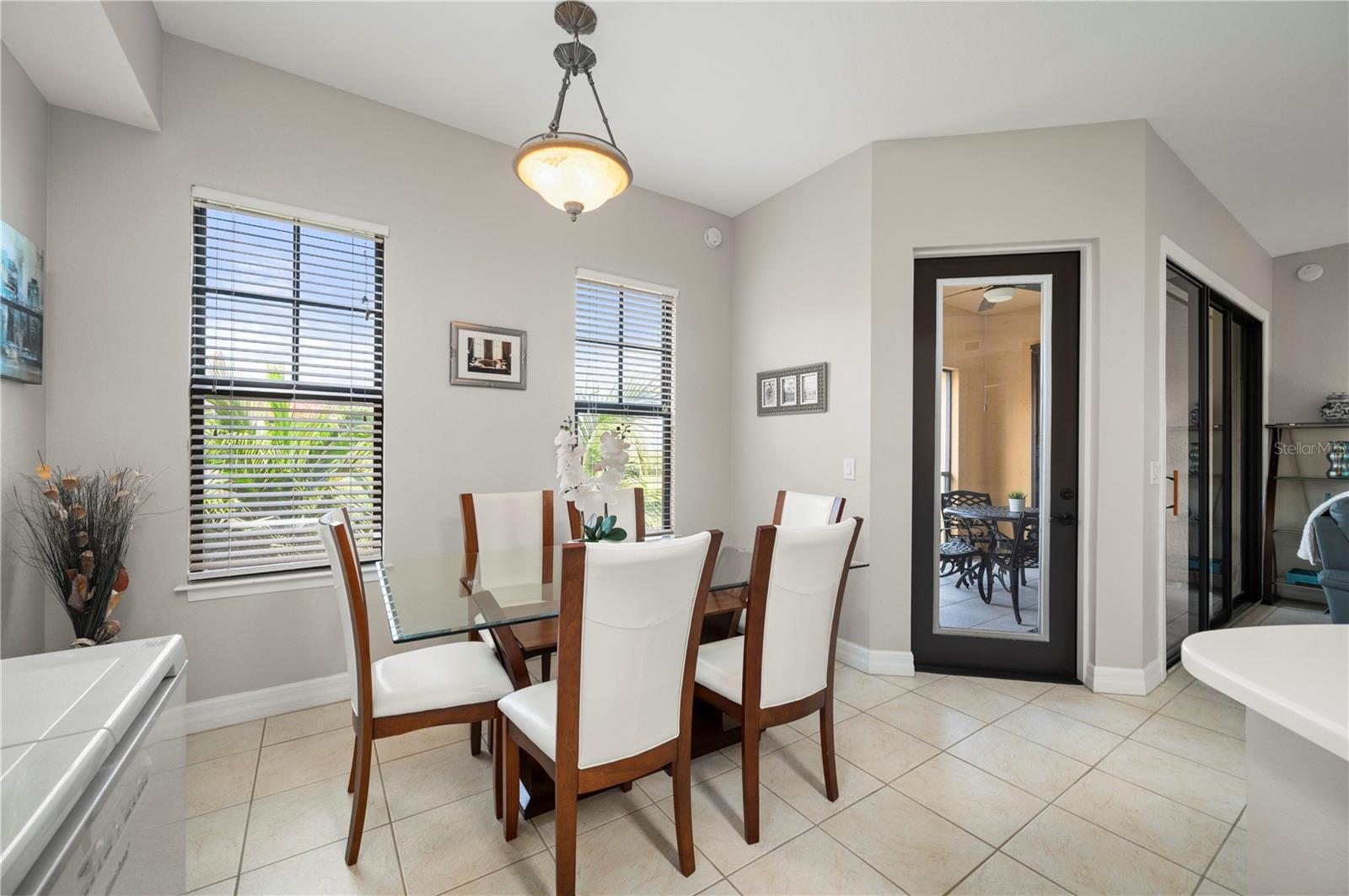 98 Vivante Blvd #9844 Property Photo 5