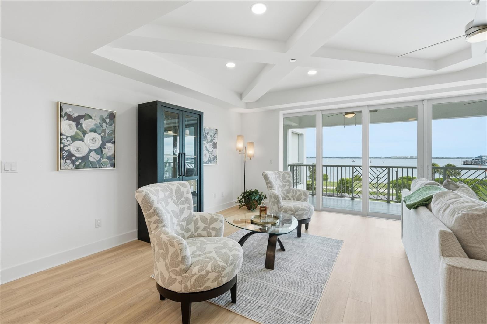 1425 Park Beach Cir #1310 Property Photo 6
