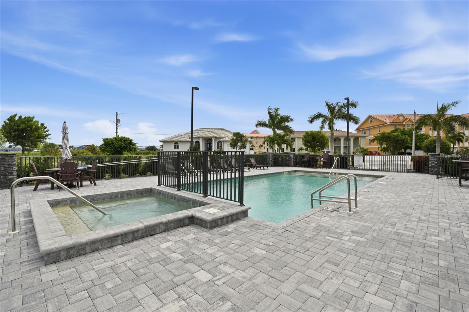 1425 Park Beach Cir #1310 Property Photo 25