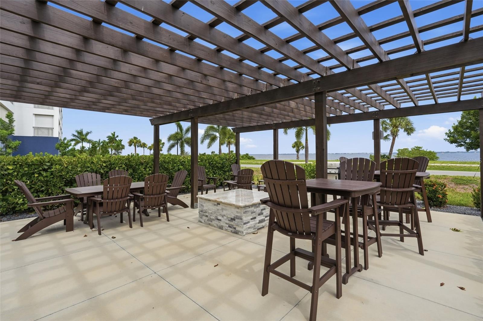 1425 Park Beach Cir #1310 Property Photo 27
