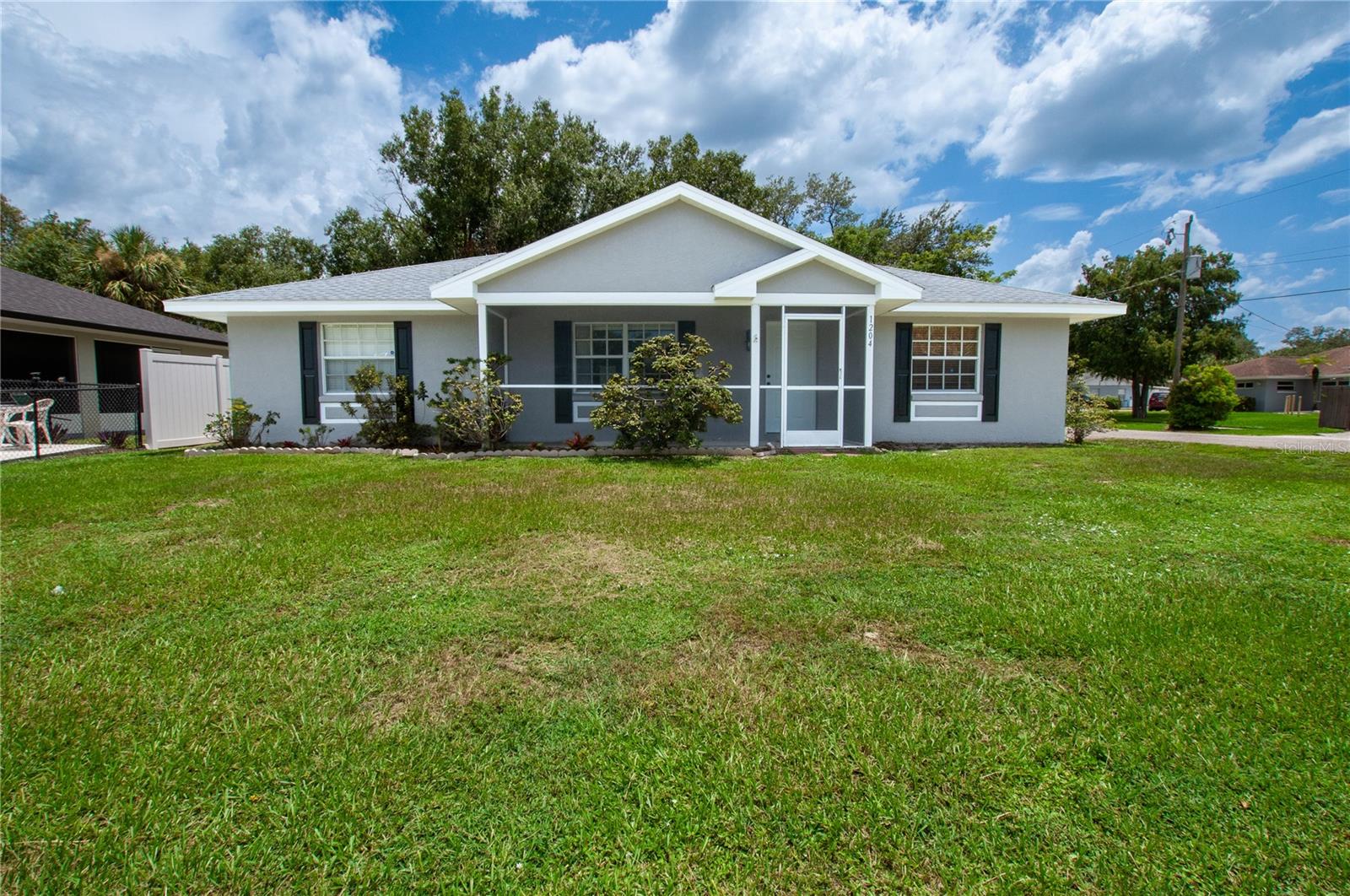 1204 E Gibson St Property Photo 1