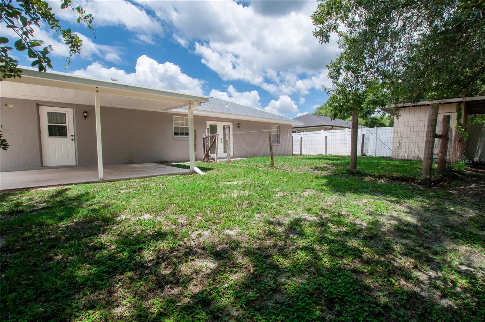 1204 E Gibson St Property Photo 4