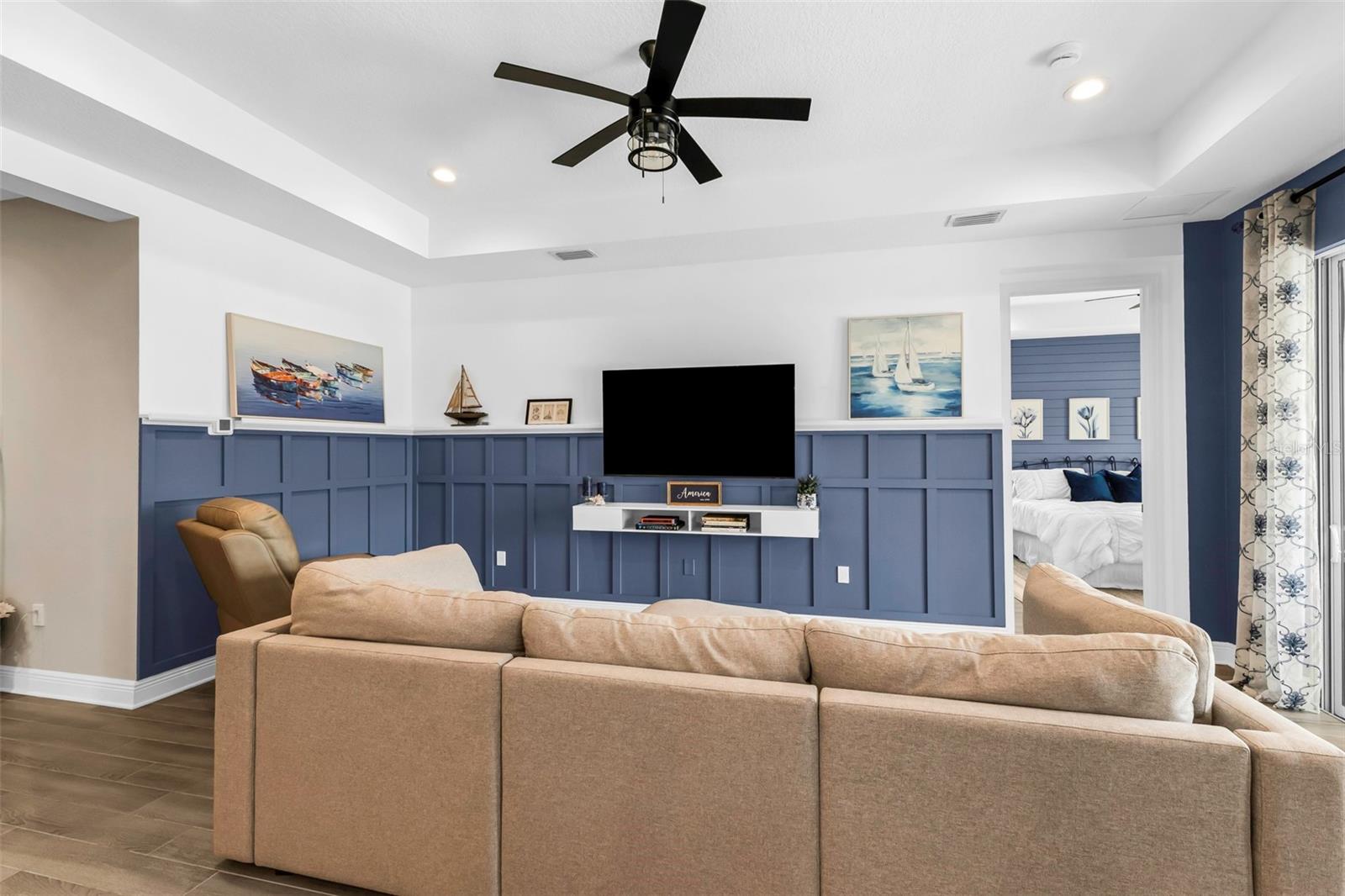 10703 Falling Leaf Ct Property Photo 18