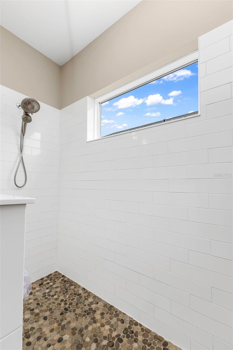 10703 Falling Leaf Ct Property Photo 24