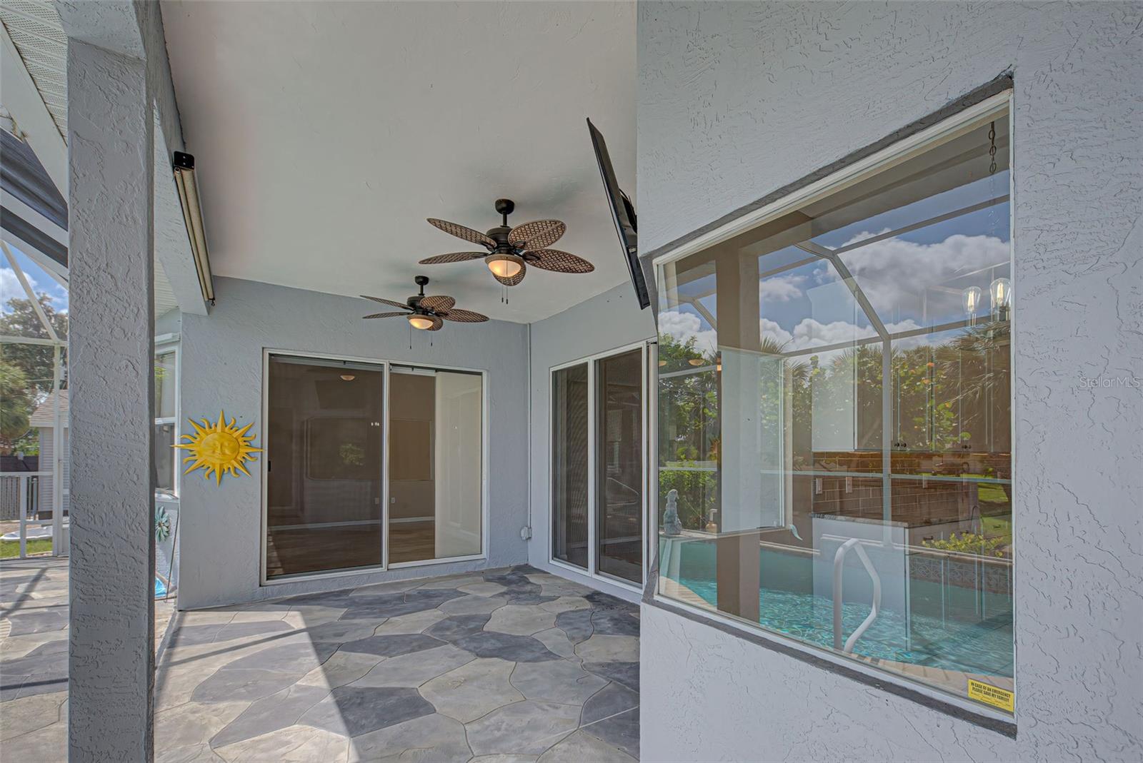 1114 Campbell St Property Photo 52