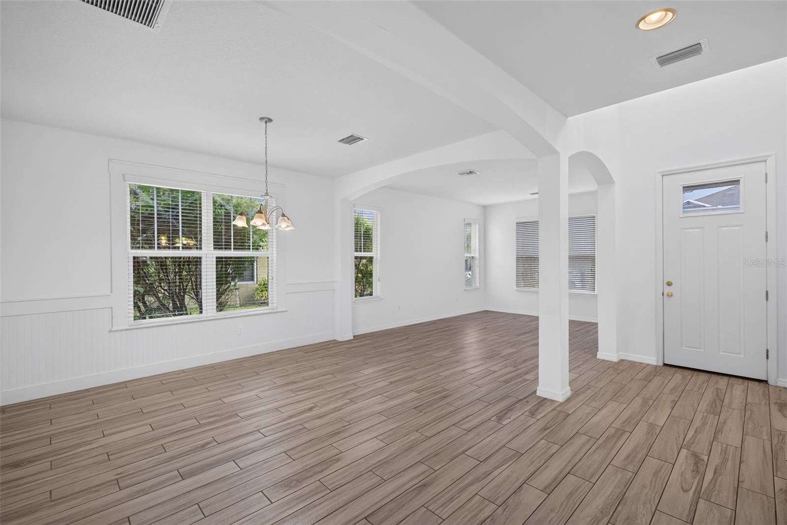 5934 Anise Dr Property Photo 3