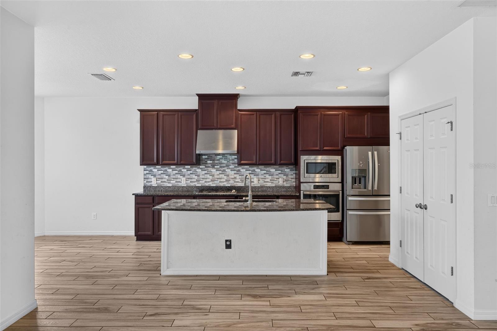 5934 Anise Dr Property Photo 8