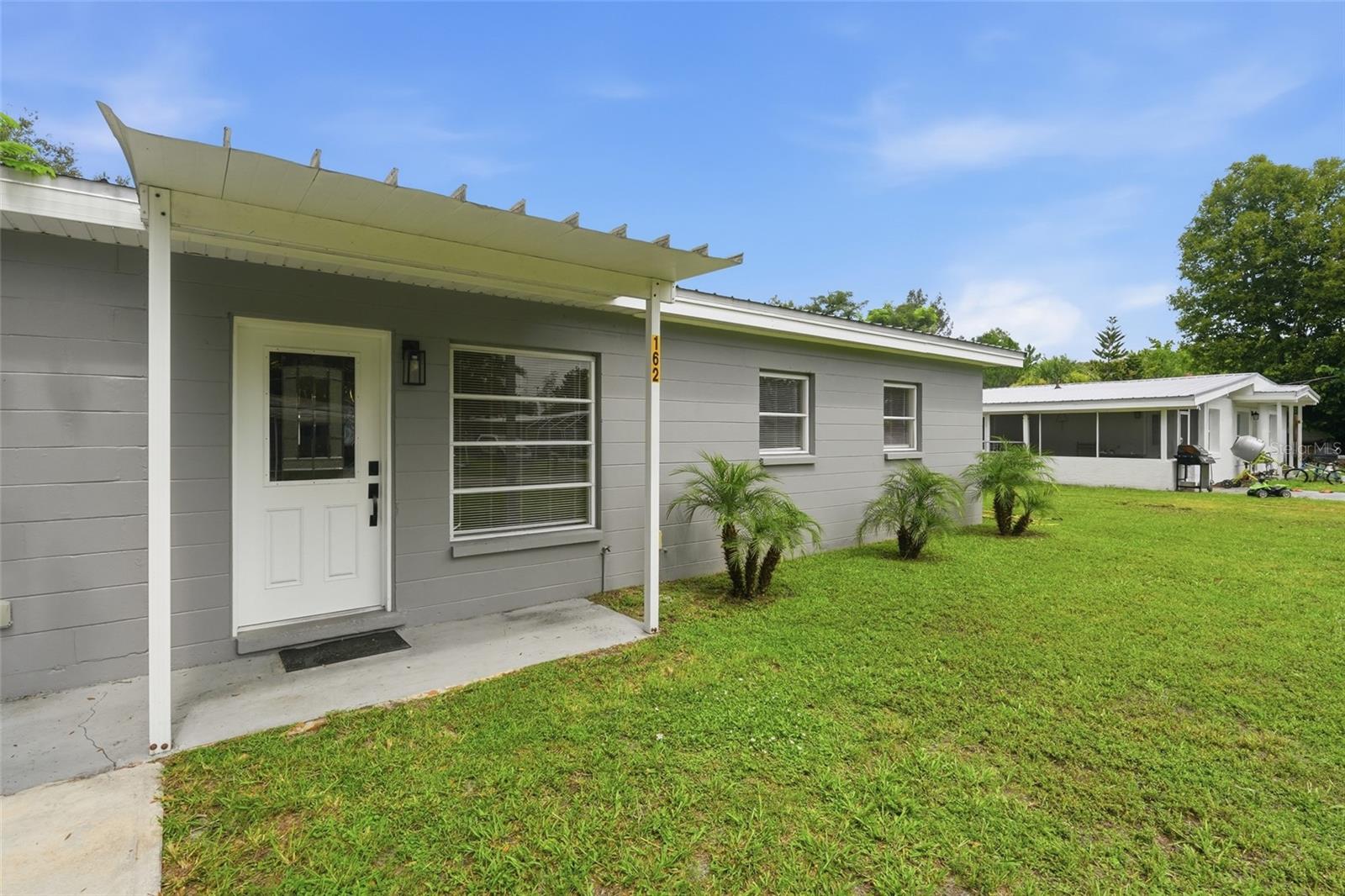 162 Bridle Path Property Photo 3