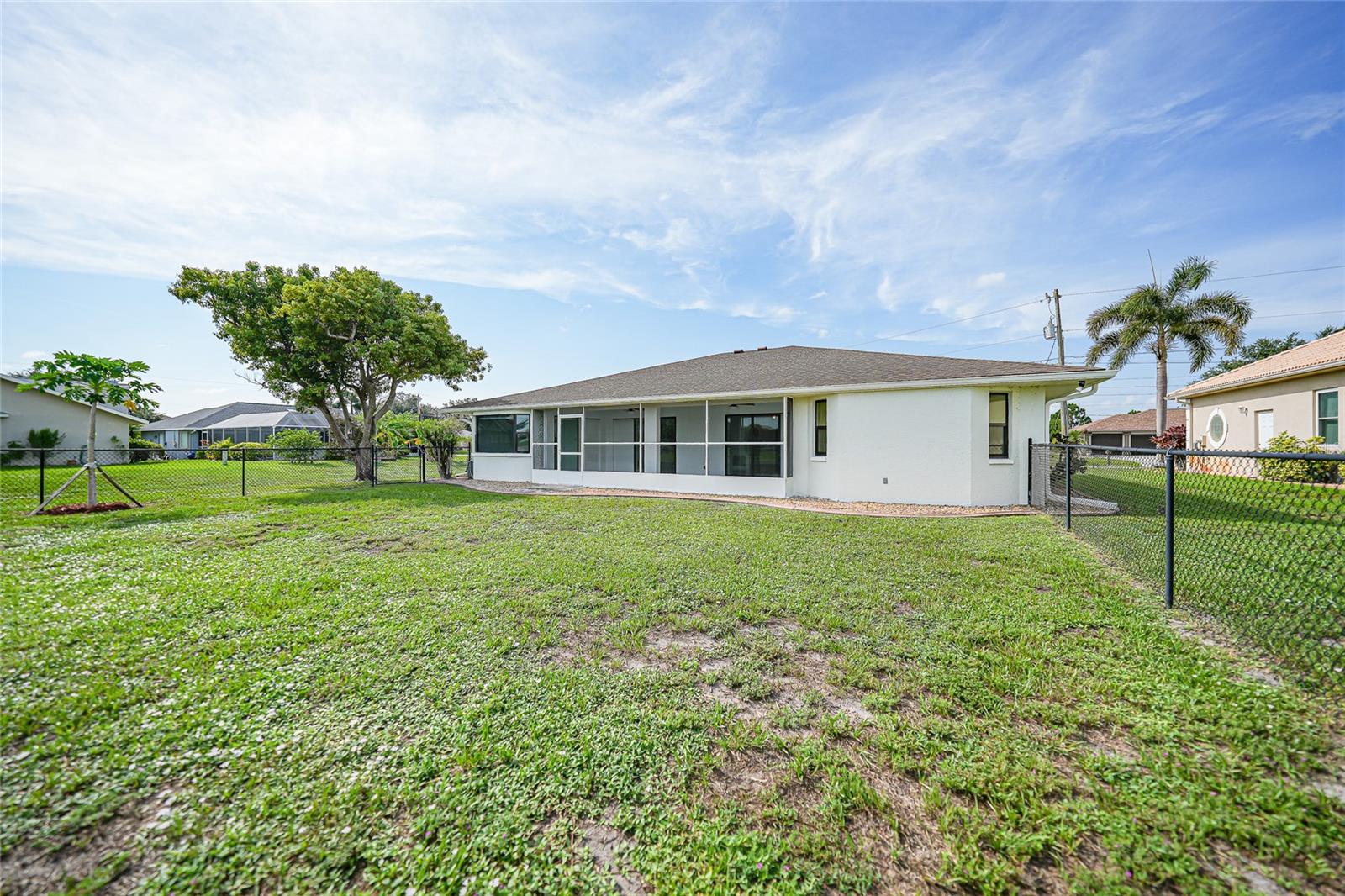 2705 Mauritania Rd Property Photo 32