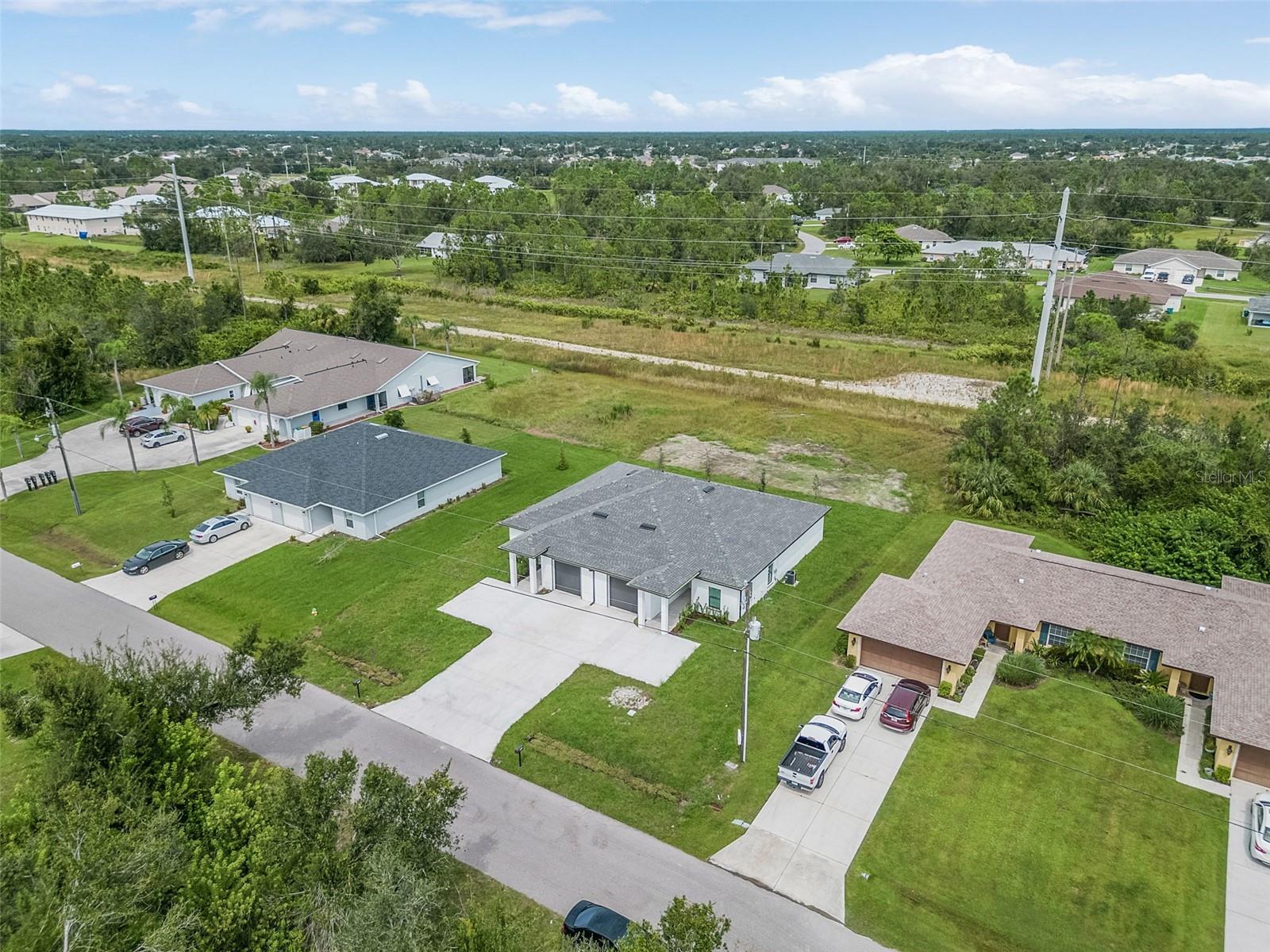 1306-1308 SAXONY CIR