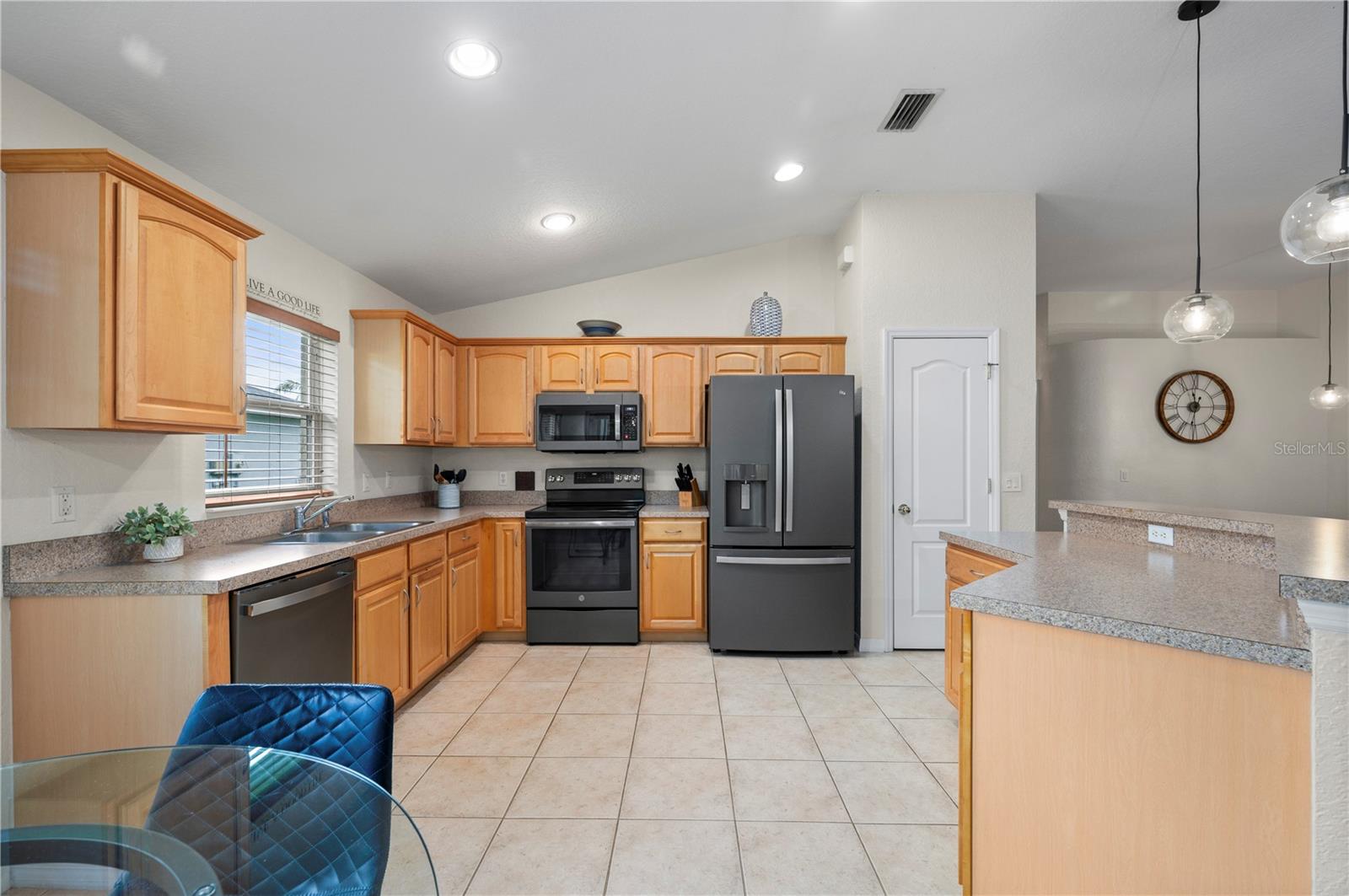 1611 Scarlett Ave Property Photo 10